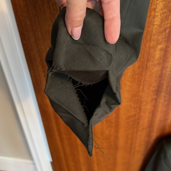 Mens suit size 46R color is olive green - Picture 7 of 8